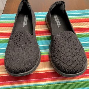 Skechers, ladies 7 1/2, black, slip on Goga MAX sneakers